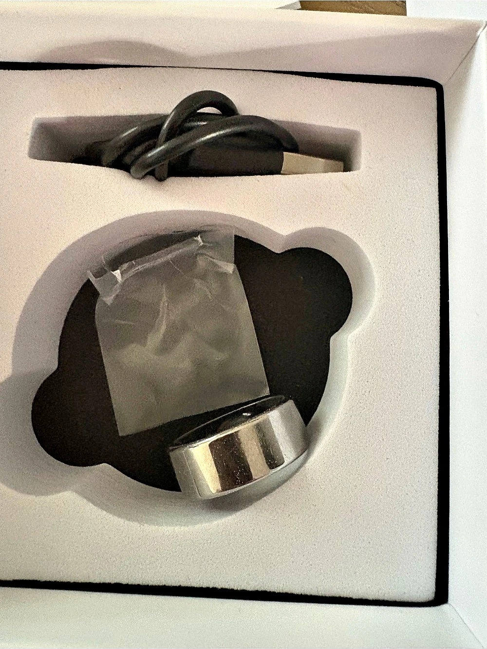 HALO Smart Heart Ring in Silver & Black